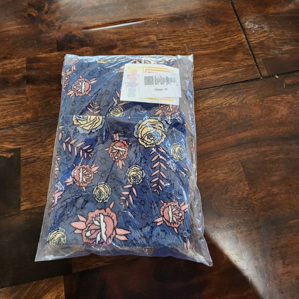 LulaRoe Cassie